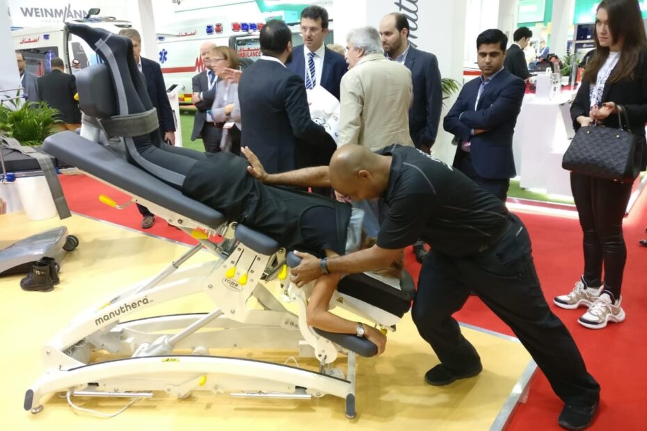 Dr Hakim Hassan at Abu Dhabi 2018, photo 8 of 11