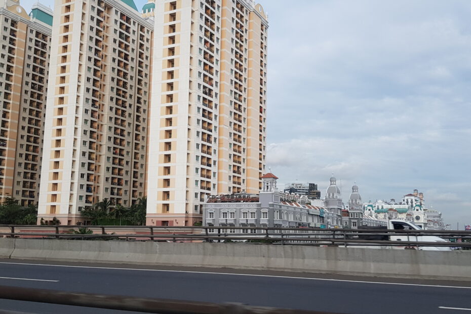 Dr Hakim Hassan at Jakarta, Indonesia 2019, photo 3 of 21